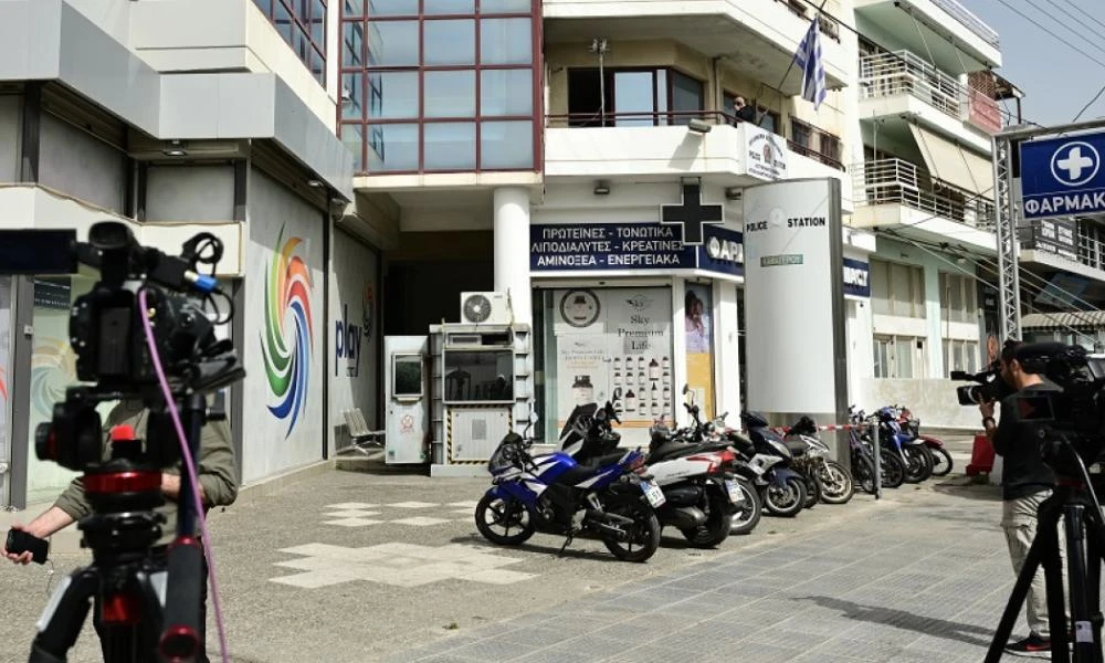 Δικηγόρος φρουρού στους Άγιους Ανάργυρους: «Ενήργησε όπως ο μέσος άνθρωπος»